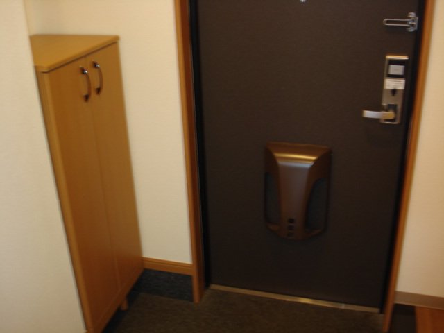 カーサ・アンジェラ101号室 玄関