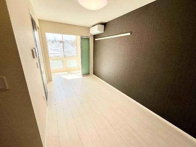 KM Casa新横浜 洋室