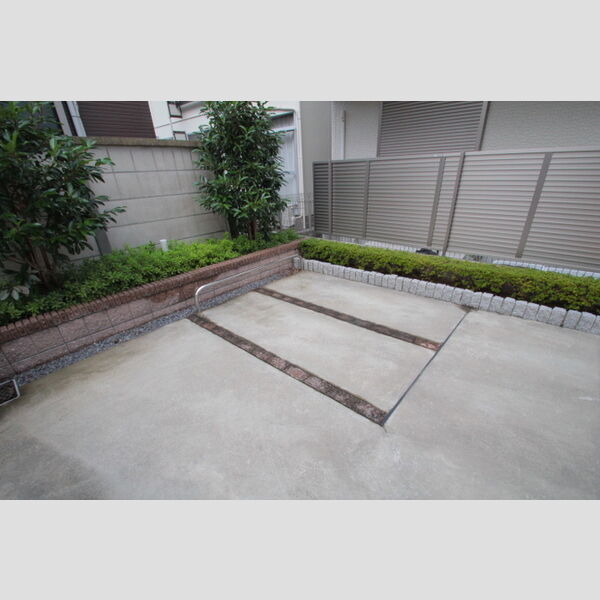 Peony豊明203号室 バイク置き場あり