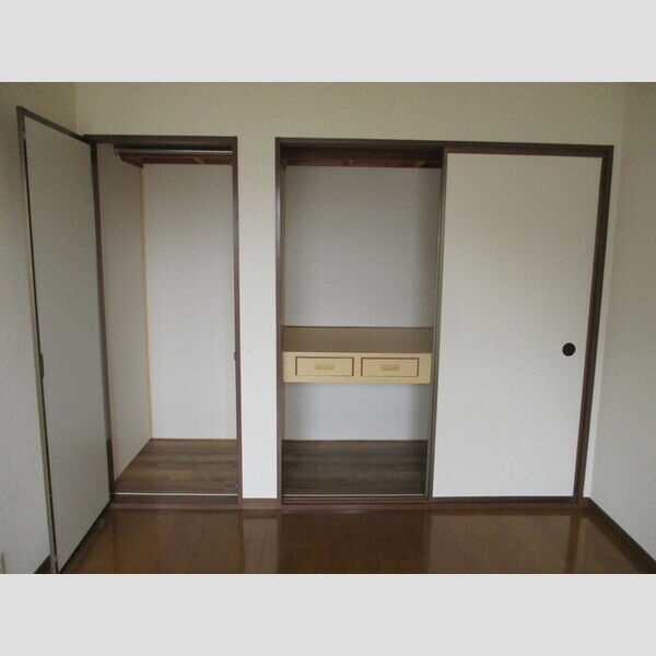 メゾンサンク 収納