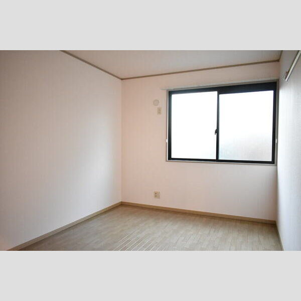 サイレントレジデンス103号室 洋室