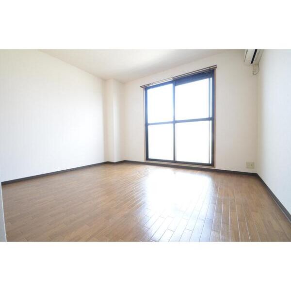 エステート桜木 リビング