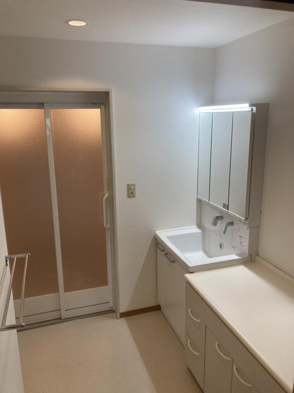 粕谷3丁目戸建 洗面所