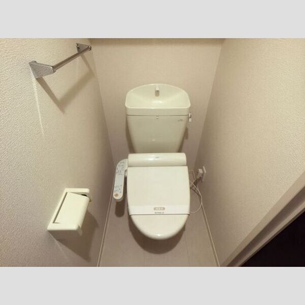 インペリアル野田　Ⅵ102号室 温水洗浄暖房便座