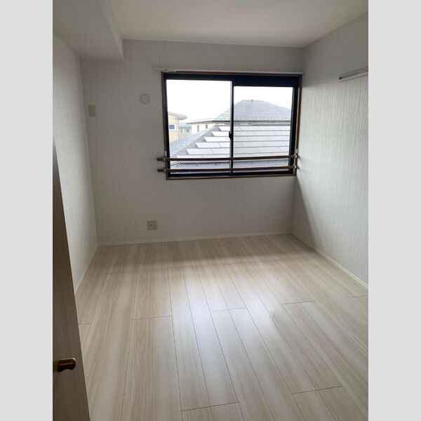 プリムローズ302号室 洋室