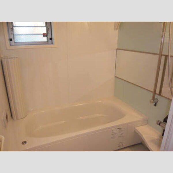 ヴェルドミール　1 1坪タイプユニットバス(小窓付)