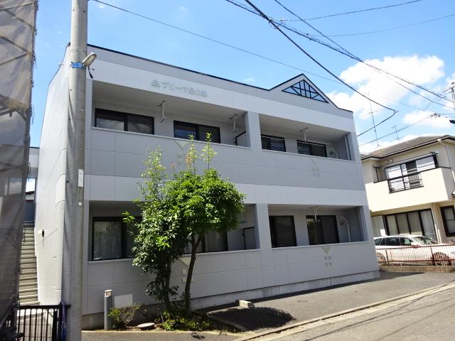 プリーマ泉の森 外観写真（昼）