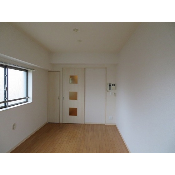 ヴェルステージ関内0704号室 居室