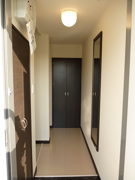 レオネクストヴィーブル 玄関