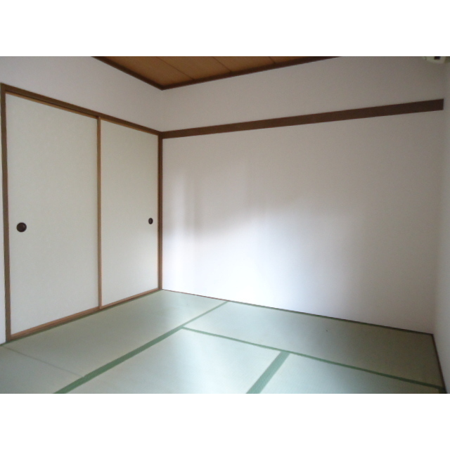 美登利ハイツ 和室