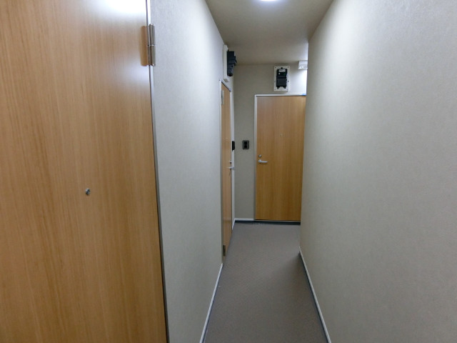 ミニマあさの1階 廊下