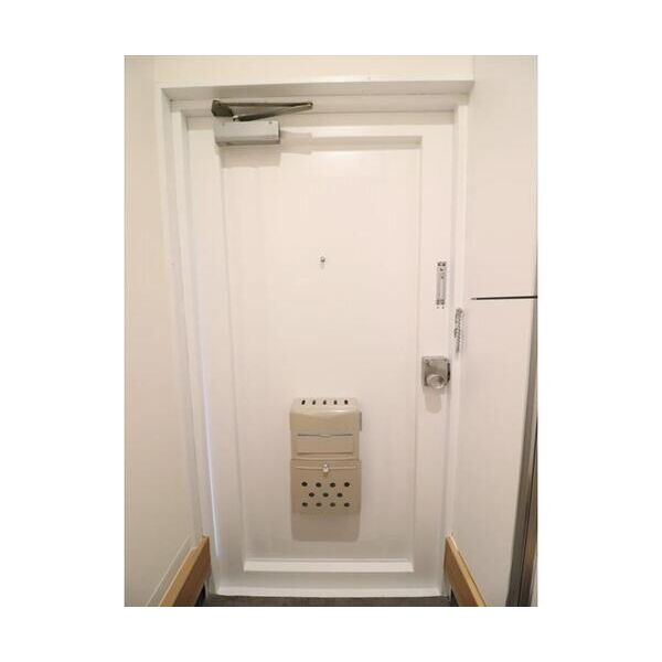 コーポ・ウエストアイランド101号室 玄関