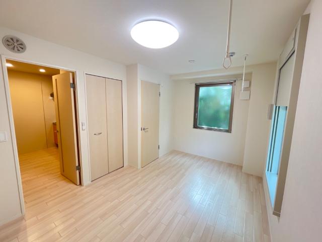 アンジュ  オー（Ａnge　eau）102号室 リビング