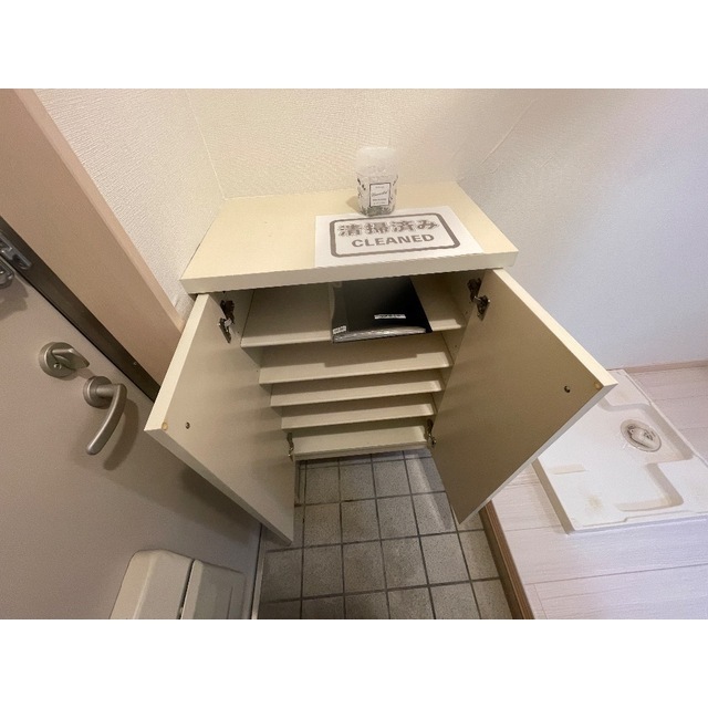 エクセレント三ツ沢B棟203号室 内観