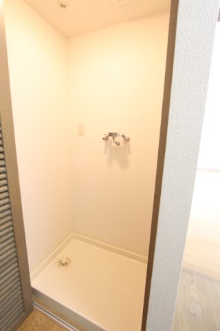 テラス日新1303号室 洗濯機置き場※参考写真