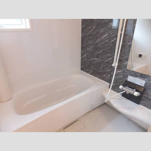 ファミールフラッツ若葉町 浴室