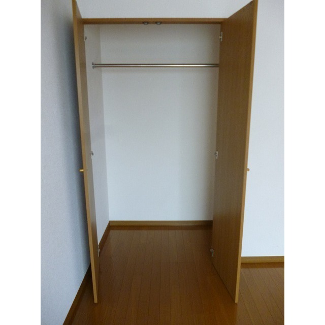 アムール 琴 内観