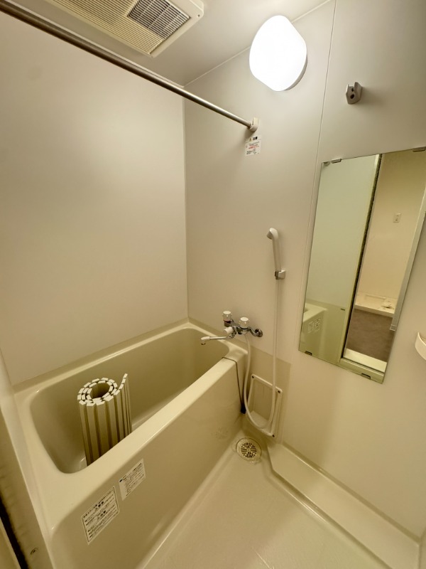 ルームス市川(E-073)2階 お風呂