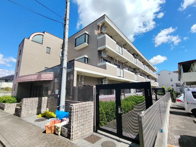 KURA　～蔵～3階 外観