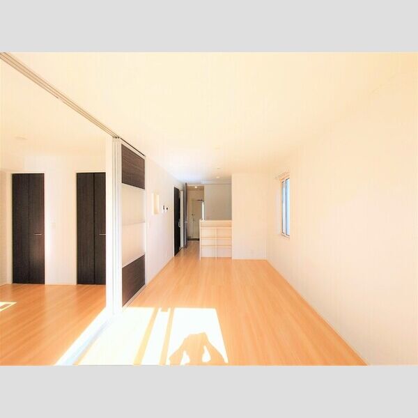 グランテージ　A LDK12.8帖(別角度)