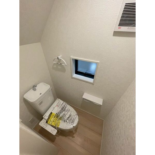 クレイドルガーデン川口市前野宿　第5　3号棟 トイレ