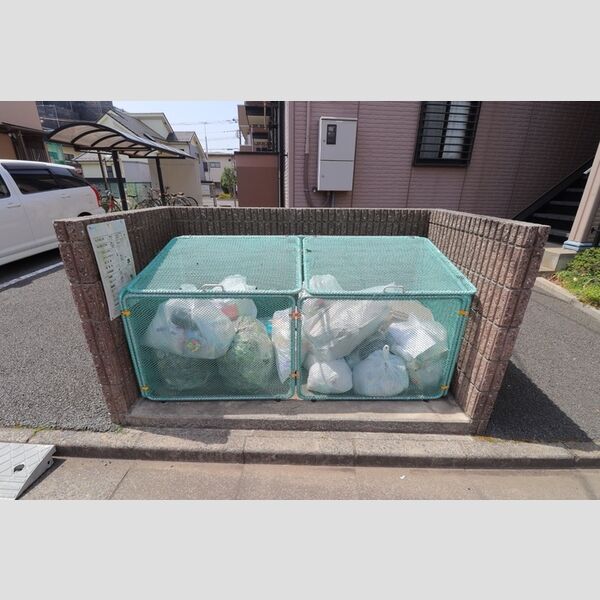 プリムヴェール・シャンテ ゴミストッカー