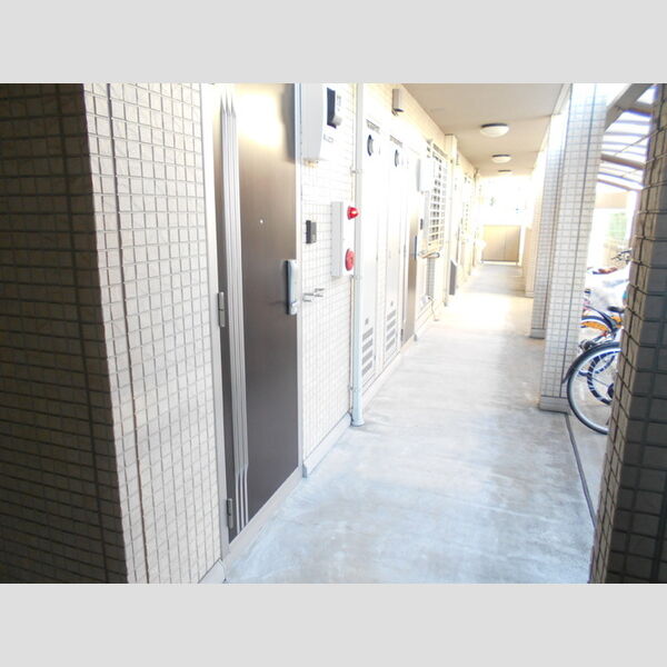 エスポワール神明 1F共用廊下