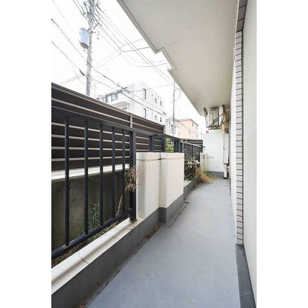 ジュネパレス平塚第030102号室 バルコニー