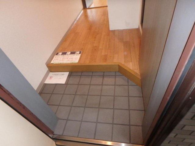 ライオンズマンション板橋区役所前第６4階 玄関