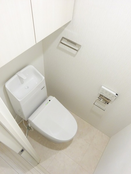 ＡＺＥＳＴ立石Ⅰ307号室 トイレ