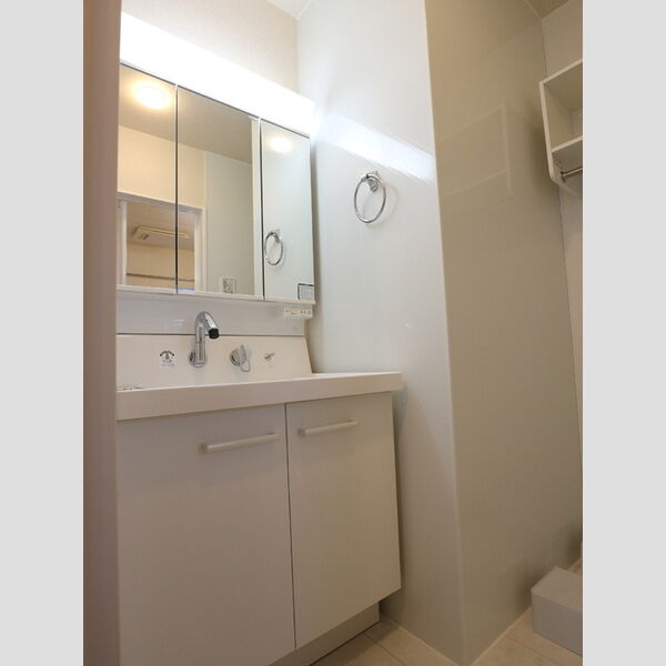 ルミエールK 洗面所