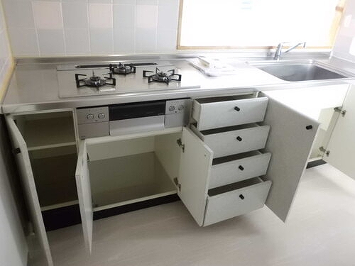 ビュープラザセンター北３ー８号棟 収納（キッチン約３.５畳）