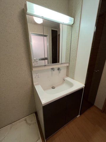 アン・ジュール・ド・フルール0303号室 洗面