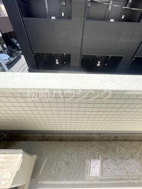 White Noble2階 バルコニー