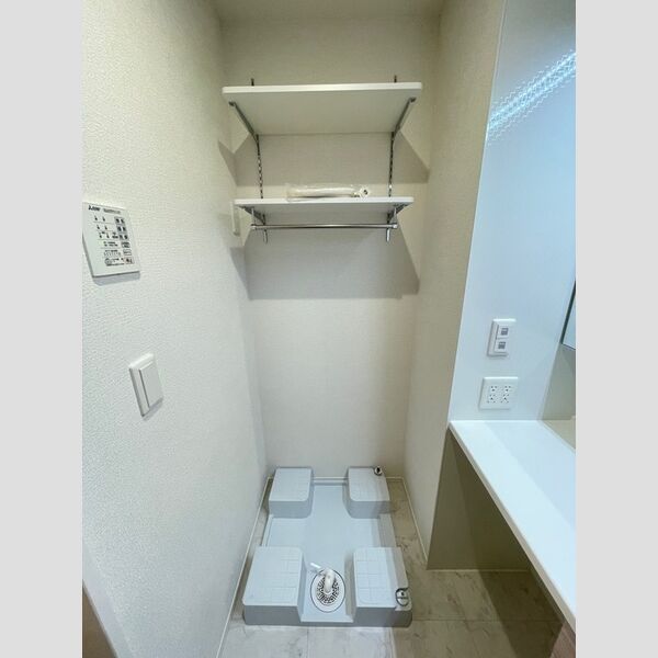 D Paina Takakura206号室 室内洗濯機置き場