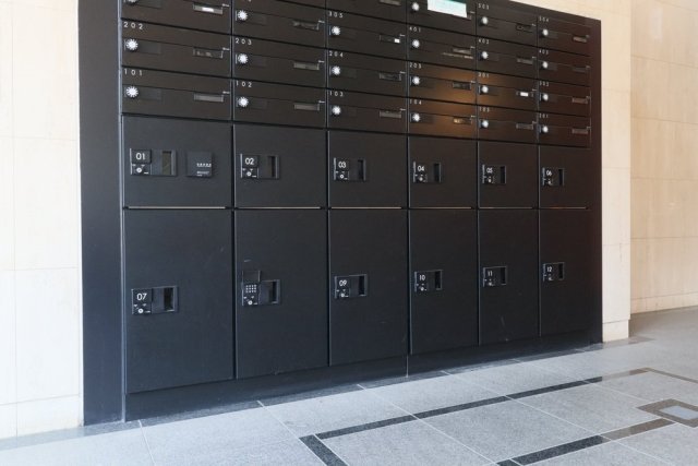 ヴィスタガーデン東小金井2階 宅配BOX