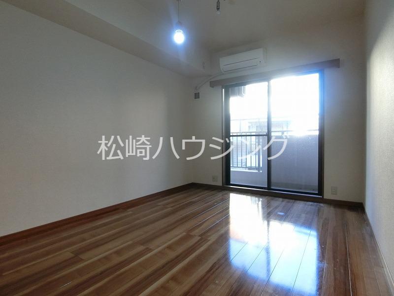 第二惣内ハイツ 寝室