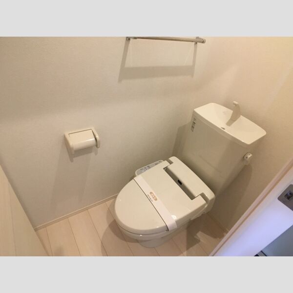 中澤ビル 温水洗浄暖房便座です♪