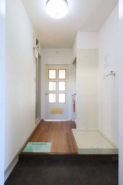 エル・ヴィーナ板橋 玄関