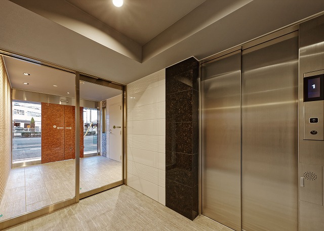 ラフィスタ横浜井土ヶ谷5階 外観