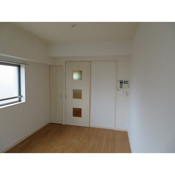 ヴェルステージ関内0704号室 居室