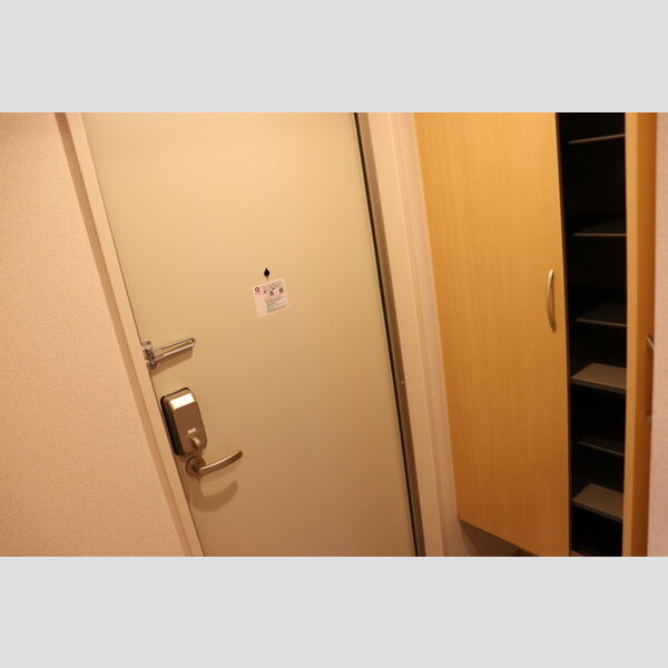 ソフィアハイツ 玄関