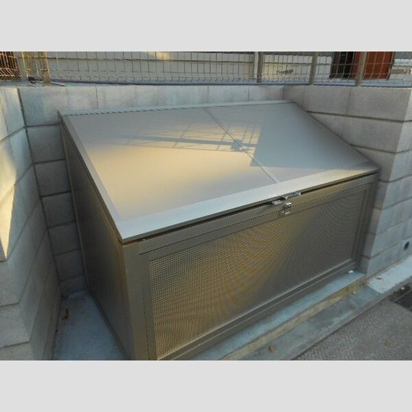 ミーツⅡ 入居者専用ゴミストッカー