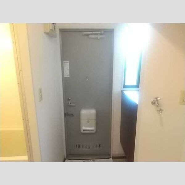 フォレストヴィラ北斗 玄関