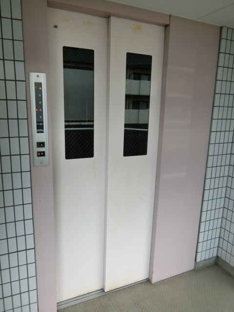 イーストアベニュー2階 部屋その他