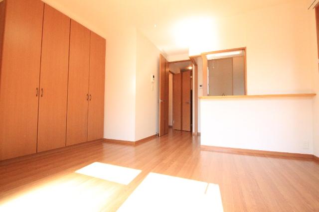 ルディー リビング