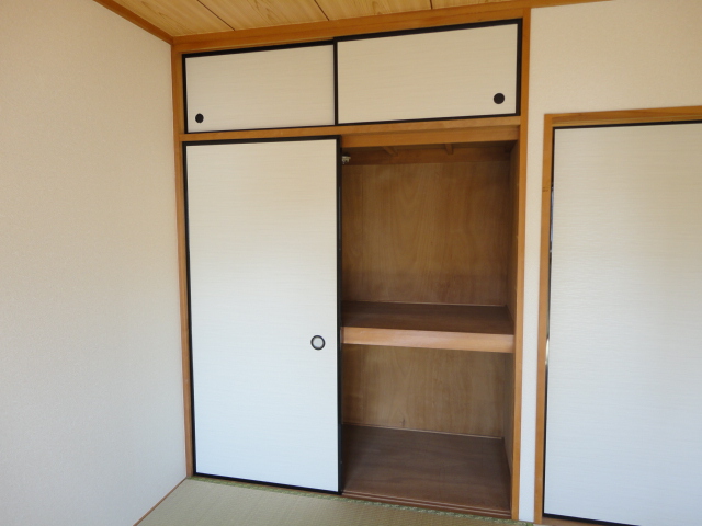 スペリオルＫ205号室 押入れ