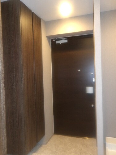 ライオンズ朝霞台ベルポートマークス 玄関　※2023年7月撮影