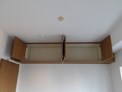 ライオンズマンション本川越駅前 吊戸棚（洋室）　※2025年11月内装後撮影