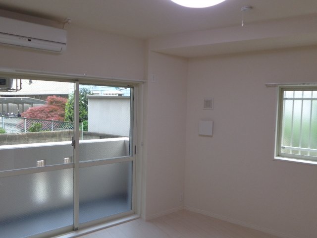 オネスティ桜ヶ丘 洋室④